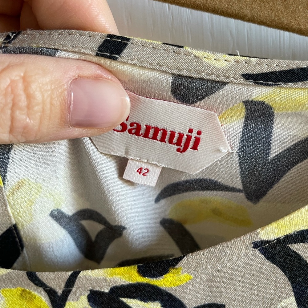 Samuji Button Back Blouse - image 3